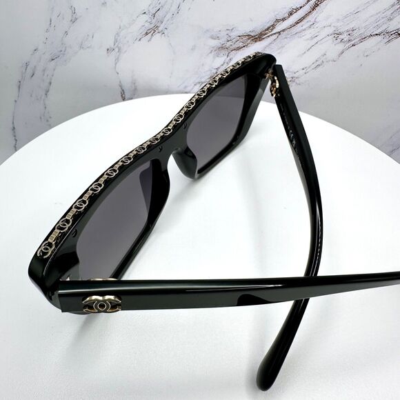 New CHANEL Sunglasses - Picture 13 of 16